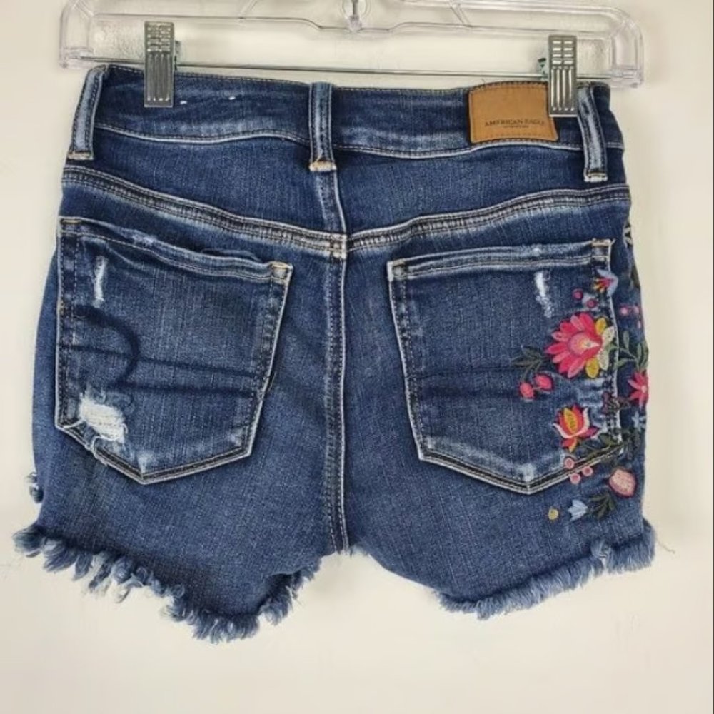American Eagle Floral Embroidered Jean Shorts Womens Size 0 Hi Rise Shortie - Picture 2 of 3